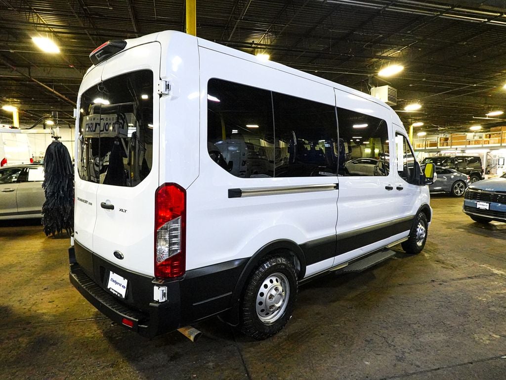 2022 Ford Transit-350 XLT