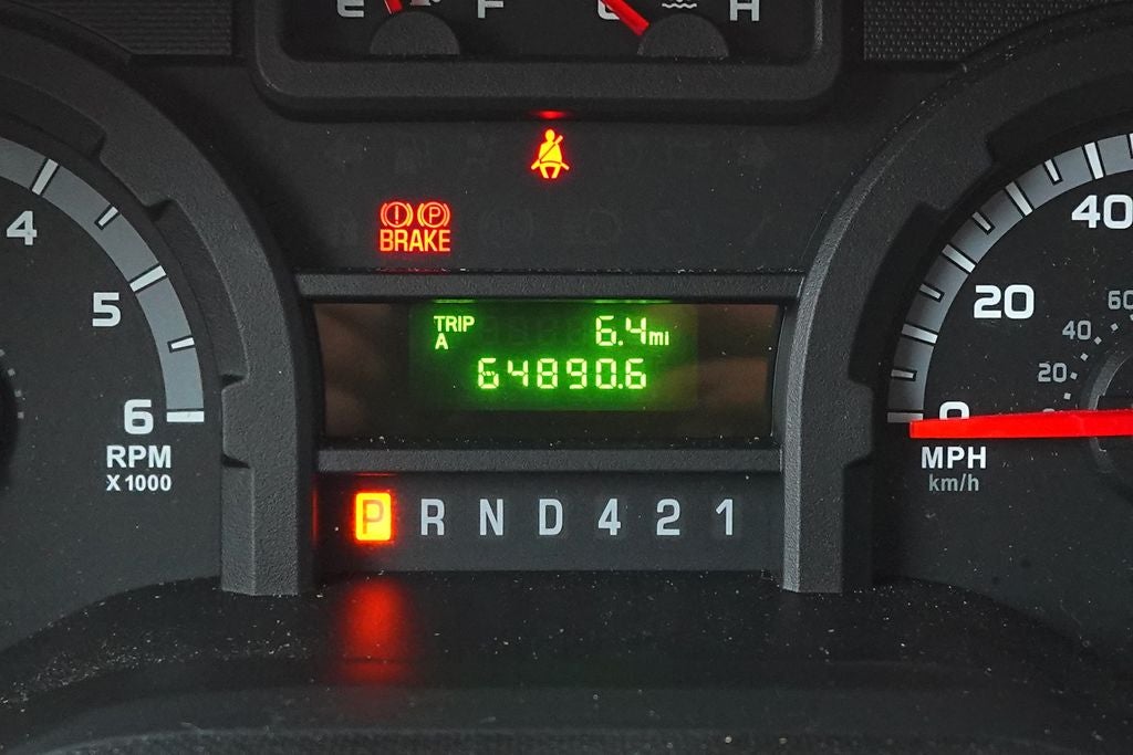 2017 Ford E-350SD Base Cutaway