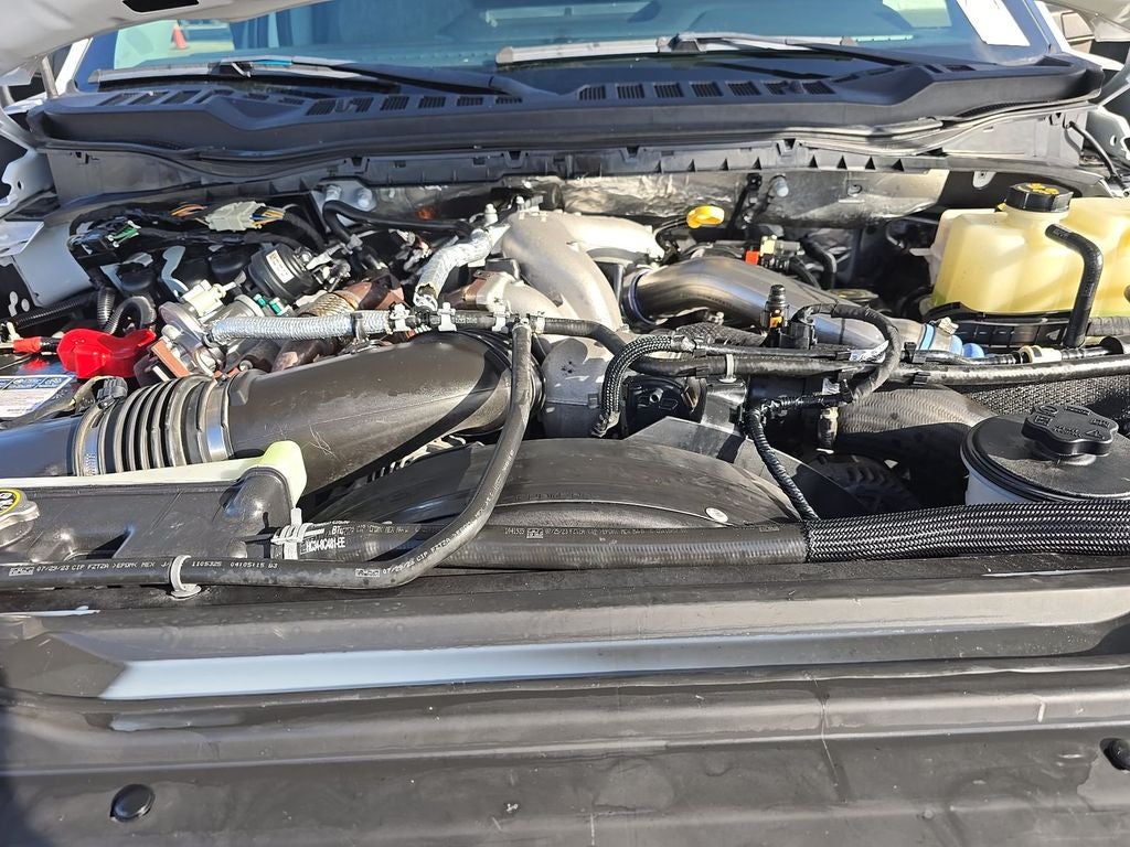 2023 Ford F-600SD XLT