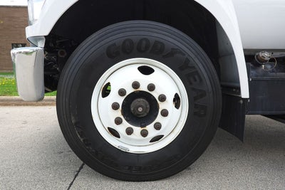 2023 Ford F-650SD Base