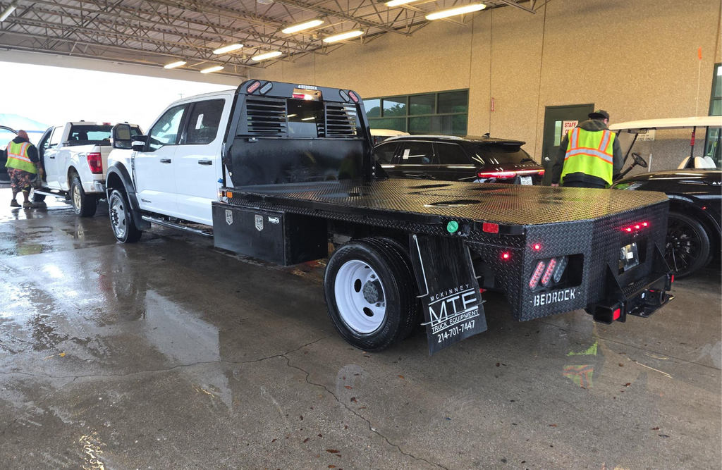 2025 Ford F-550SD XLT DRW