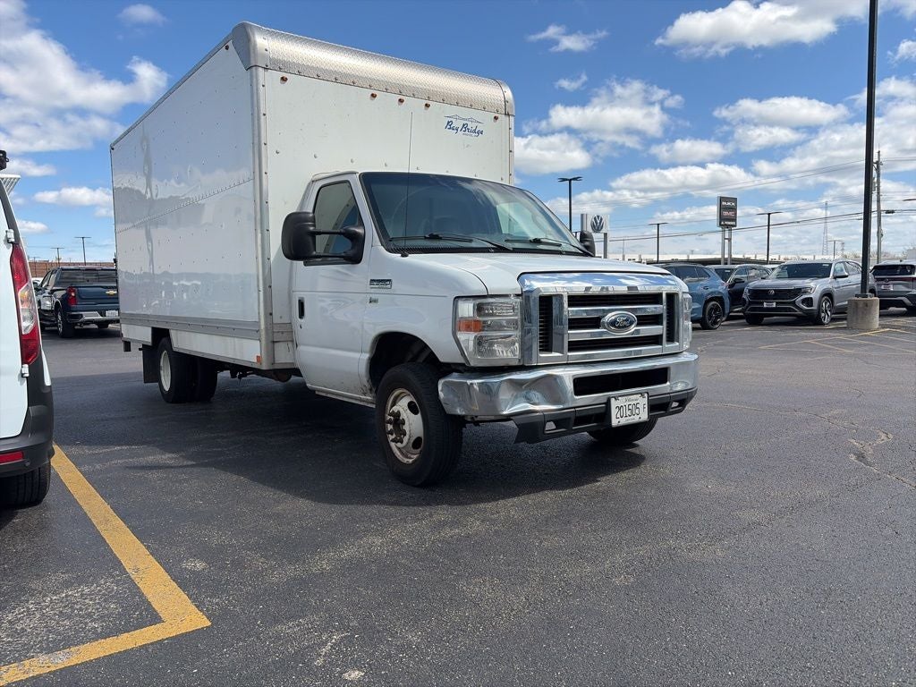 2019 Ford E-350SD Base Cutaway