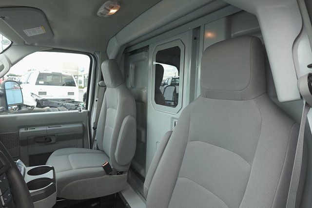 2026 Ford E-350SD Base Cutaway