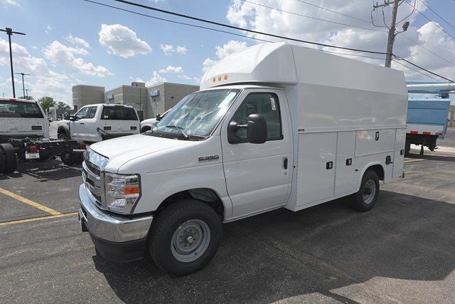 2026 Ford E-350SD Base Cutaway