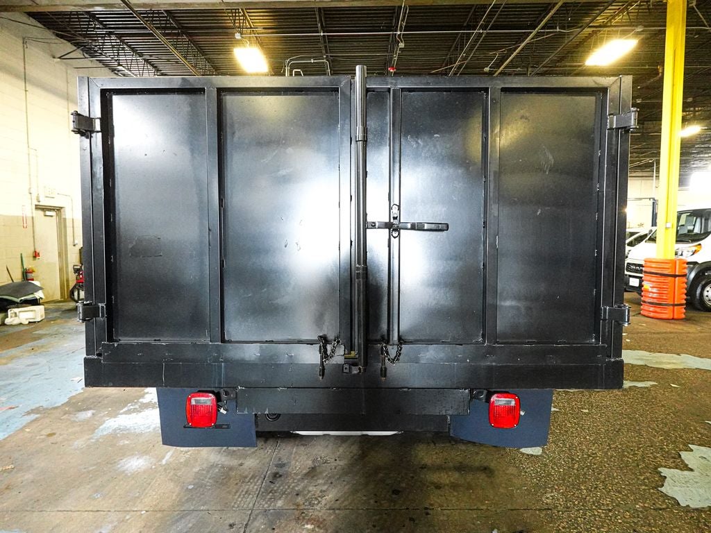 2025 Ford E-350SD Base Cutaway