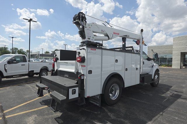 2026 Ford F-750SD Base