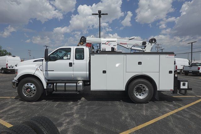2026 Ford F-750SD Base