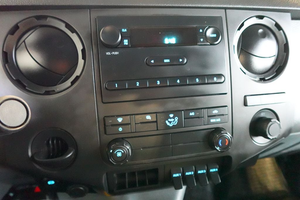 2019 Ford F-750SD Base