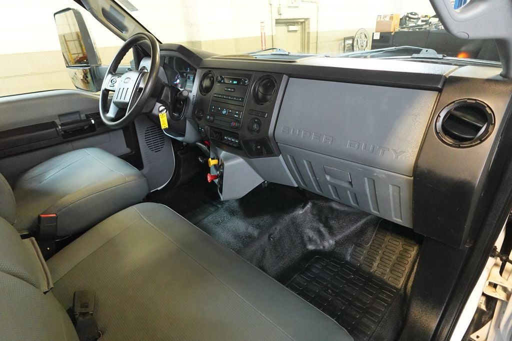 2019 Ford F-750SD Base