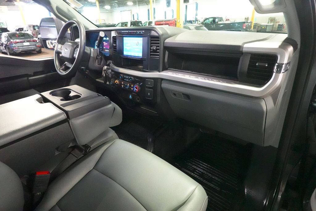 2023 Ford F-350SD XL