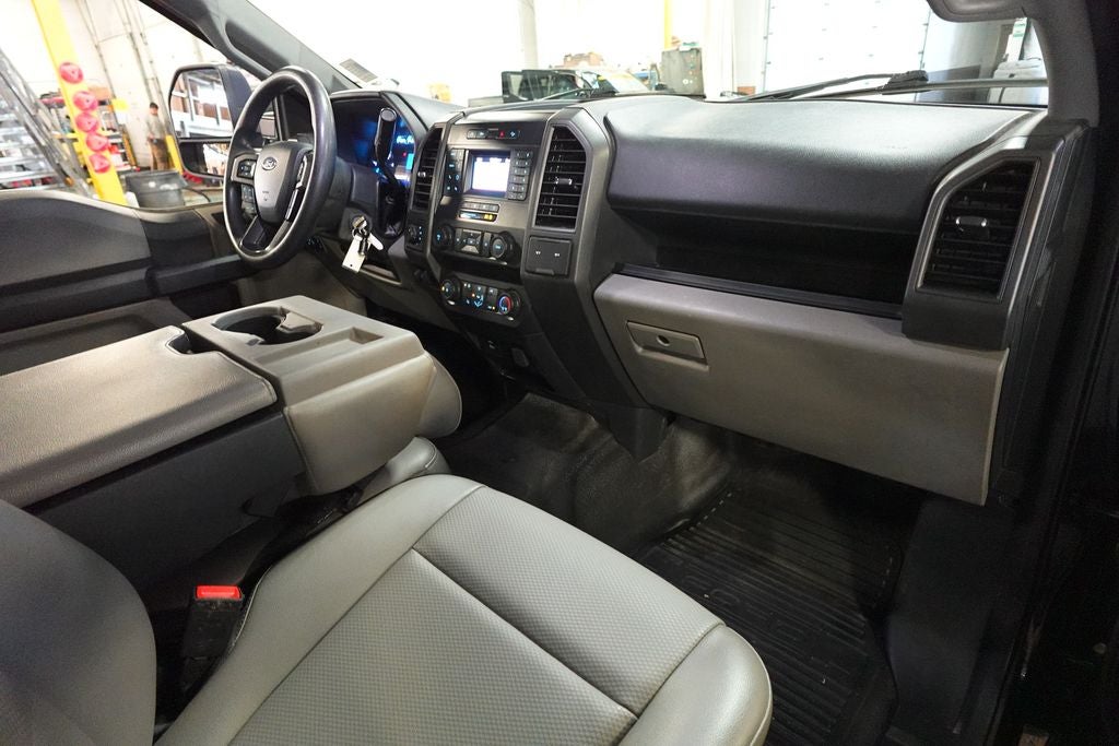 2022 Ford F-350SD XL