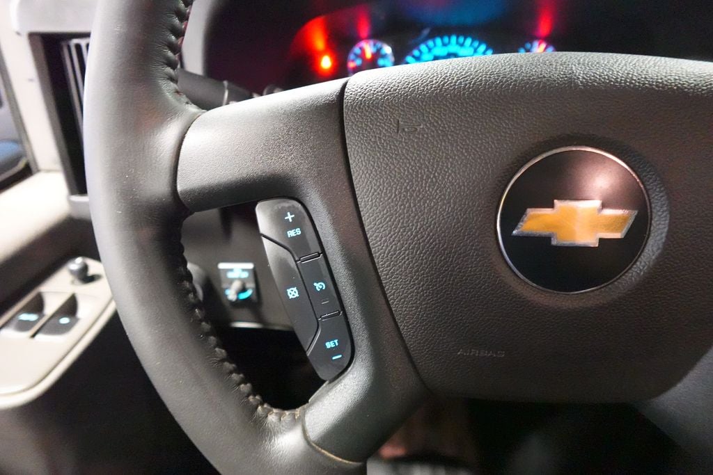 2023 Chevrolet Express 2500 Work Van Cargo