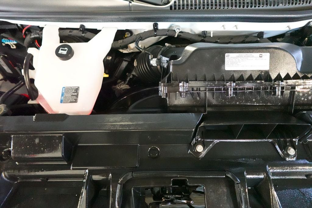 2022 Chevrolet Express 3500 Work Van Cutaway