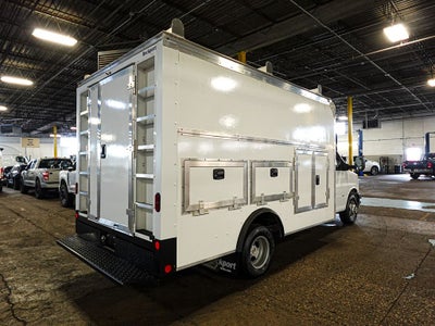 2022 Chevrolet Express 3500 Work Van Cutaway