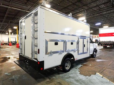 2022 Chevrolet Express 3500 Work Van Cutaway