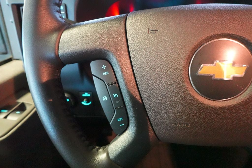 2022 Chevrolet Express 3500 Work Van Cutaway