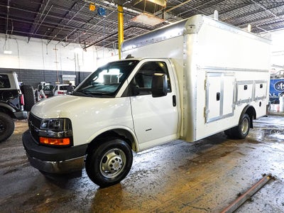 2022 Chevrolet Express 3500 Work Van Cutaway