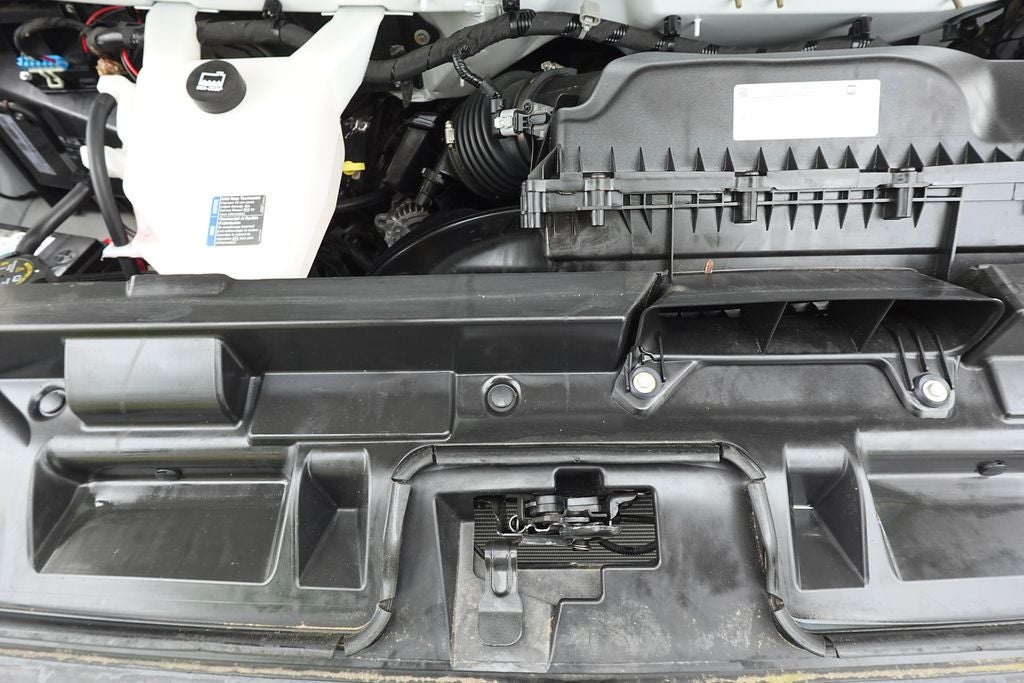2022 Chevrolet Express 3500 Work Van Cutaway