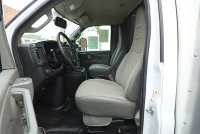 2022 Chevrolet Express 3500 Work Van Cutaway