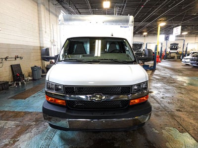 2022 Chevrolet Express 3500 Work Van Cutaway