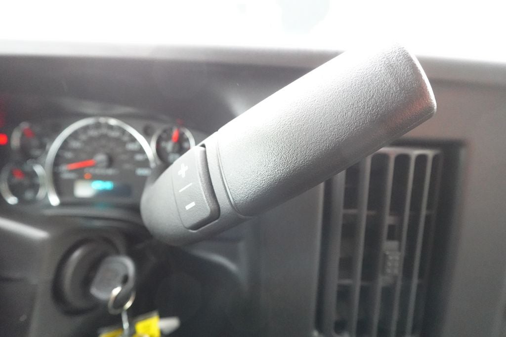 2022 Chevrolet Express 3500 Work Van Cutaway