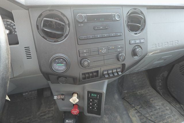 2011 Ford F-750SD DRW