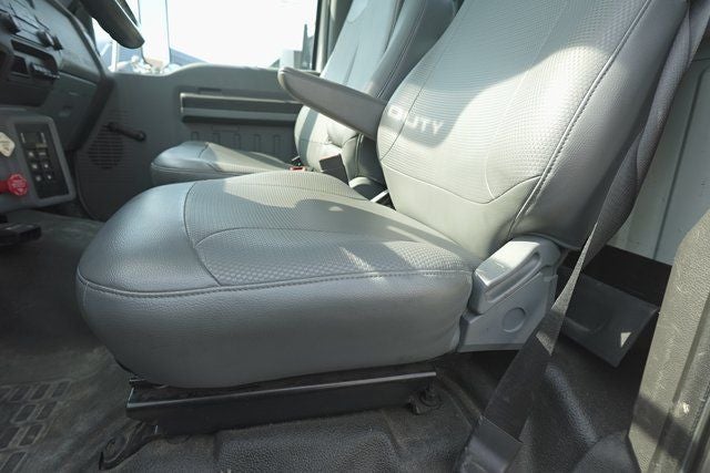 2011 Ford F-750SD DRW