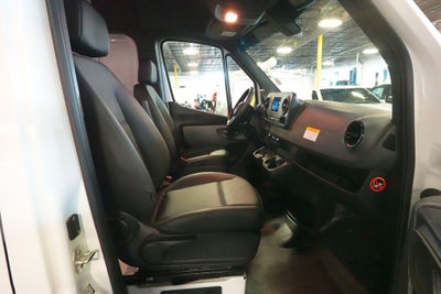 2024 Mercedes-Benz Sprinter 2500 Crew 144 WB