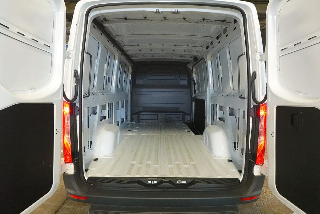 2025 Mercedes-Benz Sprinter 2500 Cargo 144 WB
